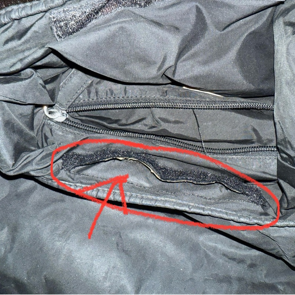 Prada Black and Red Messenger Bag with Minimalist Design - Picture 10 of 14